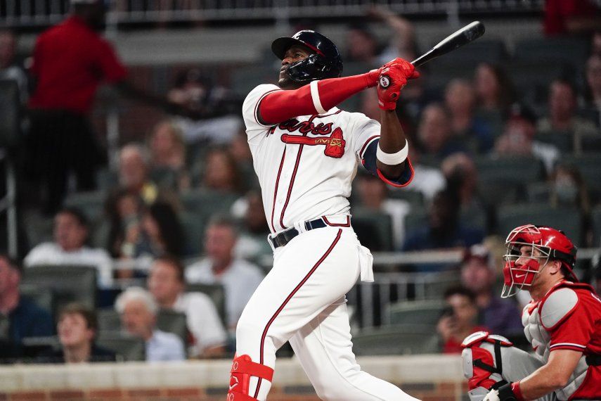 MLB Bravos derrotan a Filis y obtienen título divisional