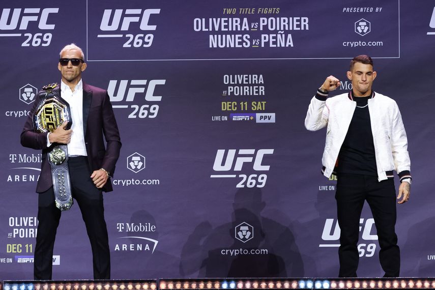 Ufc Charles Oliveira En Su Primera Defensa Del T Tulo Ante Dustin