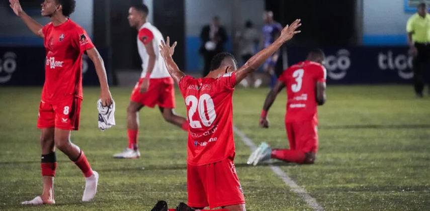 Lpf Alineaciones De San Francisco Y Alianza En Playoffs