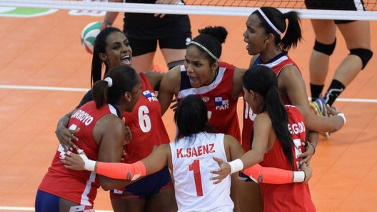 LAMENTABLE Selección femenina de voleibol de Panamá sin dinero para