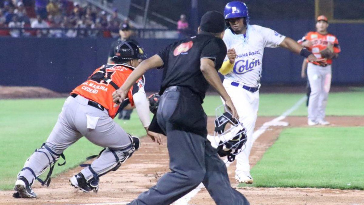 Béisbol Mayor 2023: Así fue el triunfo de Colón sobre Los Santos en el J3