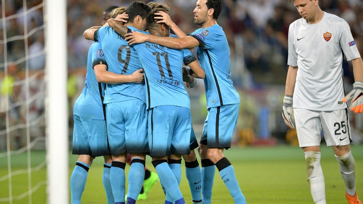 Revolution domina líder Toronto FC, 3-0, e permanece invicto em casa