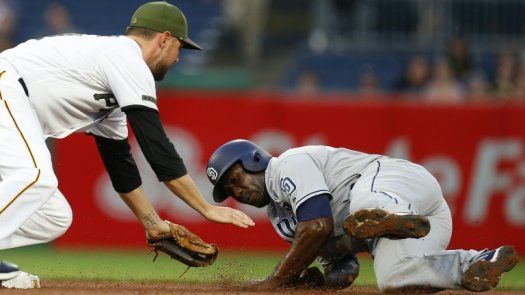 Puig y Santana dan la vuelta al ruedo en Grandes Ligas