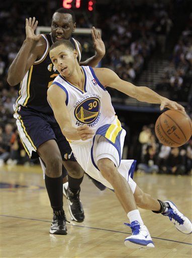 NBA: Warriors 85, Jazz 78; Curry anota nueve puntos en el final