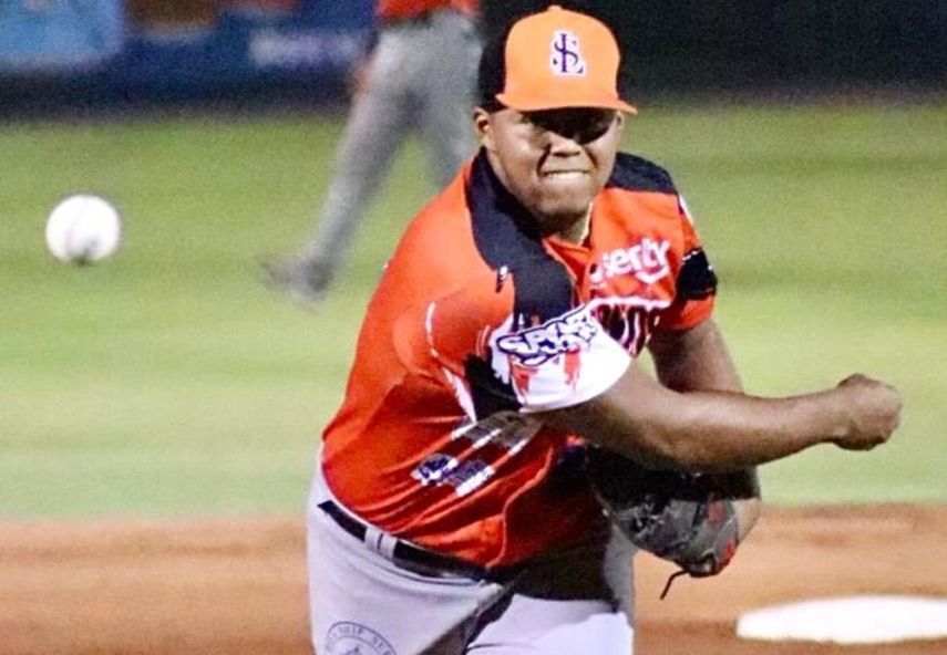 Béisbol Mayor 2023: Los Santos toma leve ventaja