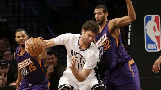 Suns remontan para vencer a Brooklyn en tiempo extra