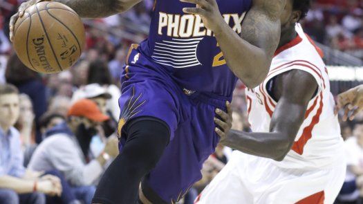 Bledsoe brilla en triunfo de Suns ante Rockets