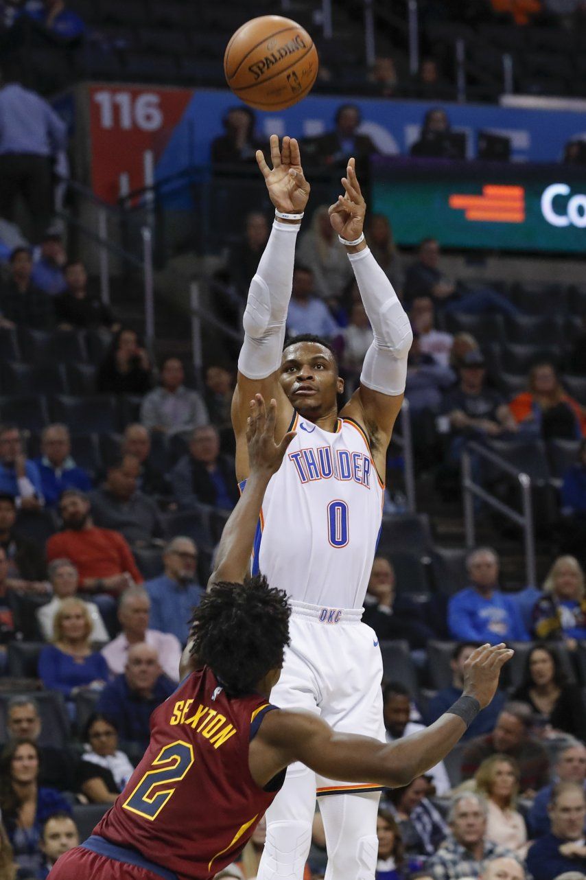Westbrook logra otro triple-doble y Thunder gana a Cavaliers