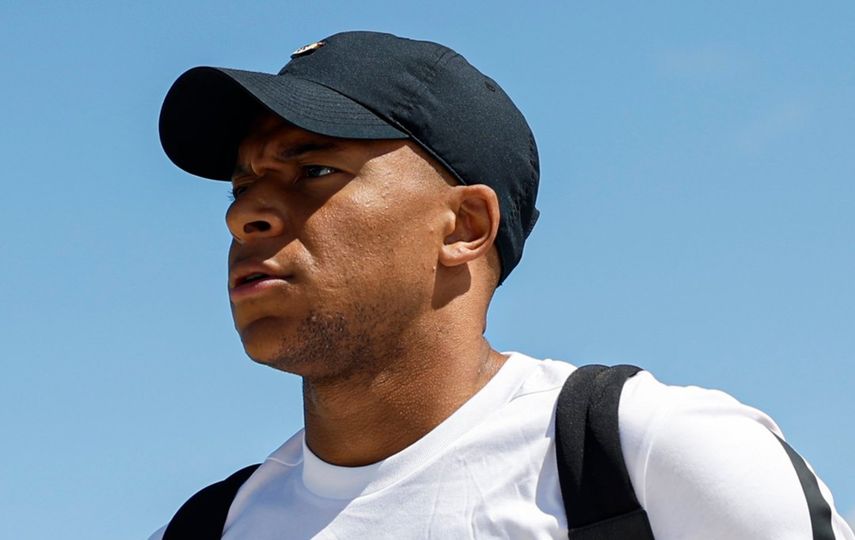 Hackean cuenta de X de Kylian Mbappé