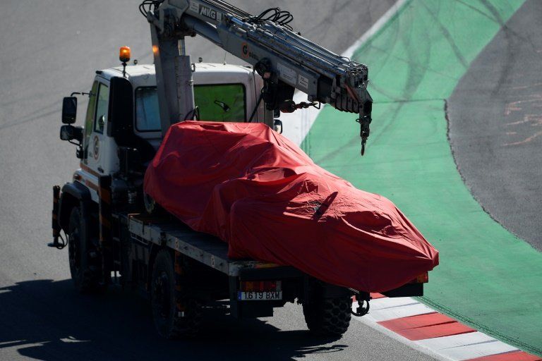 Carlos Sainz Jr logra el mejor tiempo del día en ensayos en Montmeló