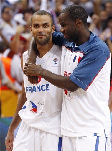 Eurobasket: Francia derrota a Grecia y avanza a semis