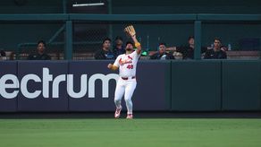 MLB: Iván Herrera debutó como jardinero en victoria de los Cardenales