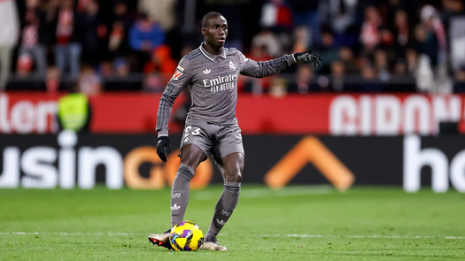  Ferland Mendy fue operado con éxito, informó el Real Madrid
