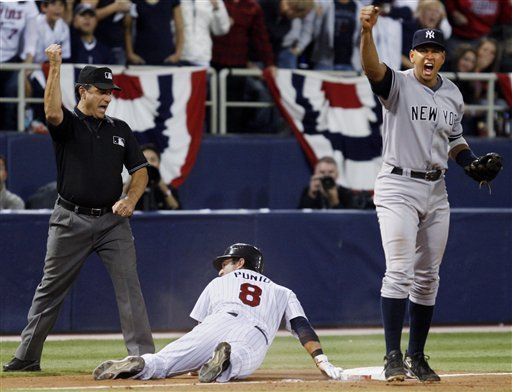 Rodrí­guez y Posada llevan a Yanquis a buscar campeonato de liga