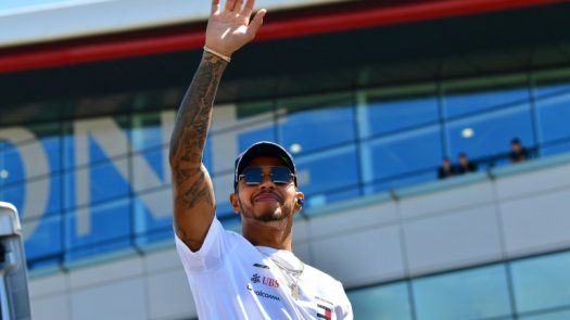 Lewis Hamilton amplía su contrato con Mercedes hasta 2020