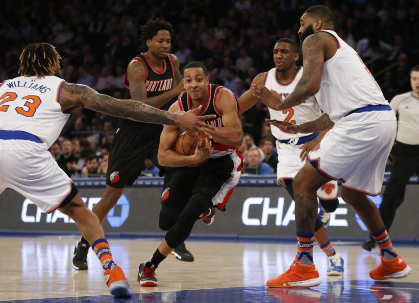 Lillard aporta 30 puntos y Blazers arrollan a Knicks