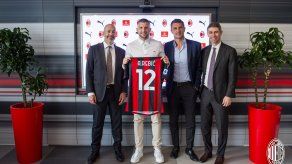 El croata Ante Rebic firma con el Milan por cinco años