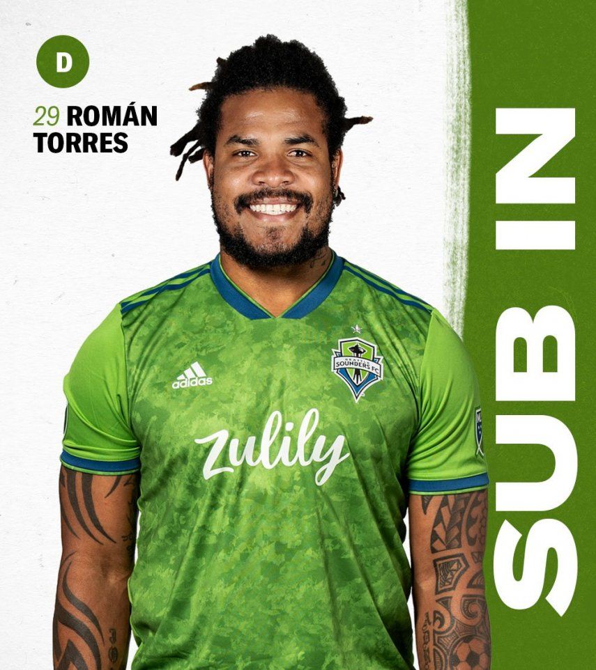 Román Torres vuelve a las canchas con el Sounders