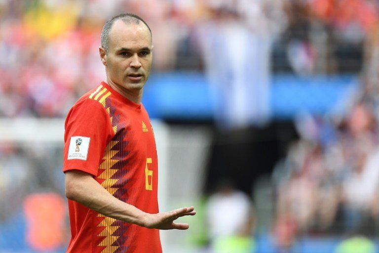 Iniesta se despide de la Roja en una carta tras una decisión nada fácil