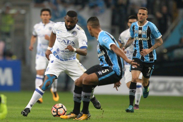 Uruguayo ‘Morro’ García’, el goleador del torneo argentino, emigra a México