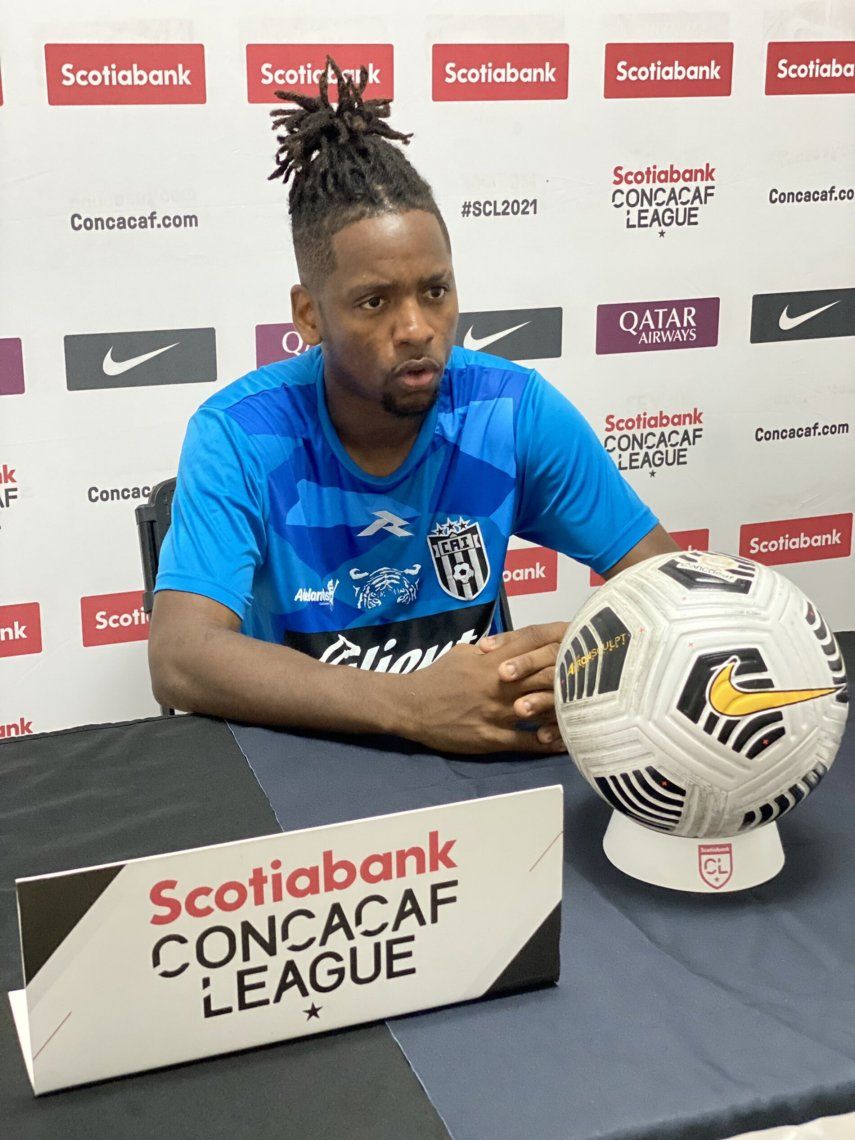 Francisco Vence jugador del CAI