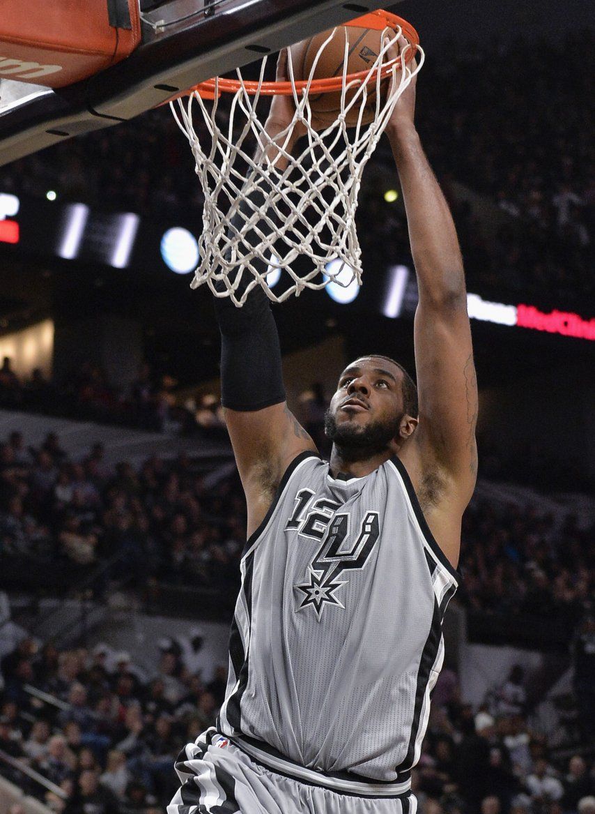 Aldridge anota 24 puntos en triunfo de Spurs sobre Rockets