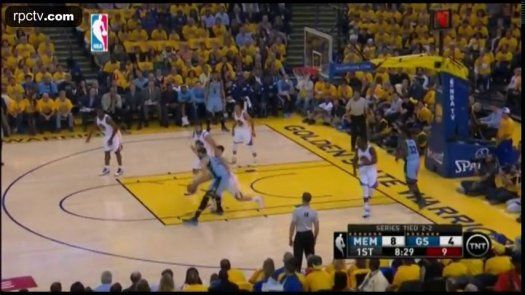 Los Warriors castigan a los Grizzlies, ponen la serie 3-2