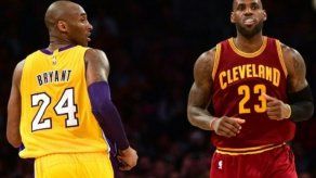 Kobe y LeBron se miden en su último duelo en la NBA