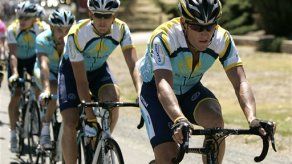 Armstrong dice que su regreso al ciclismo es por 1 ó 2 años