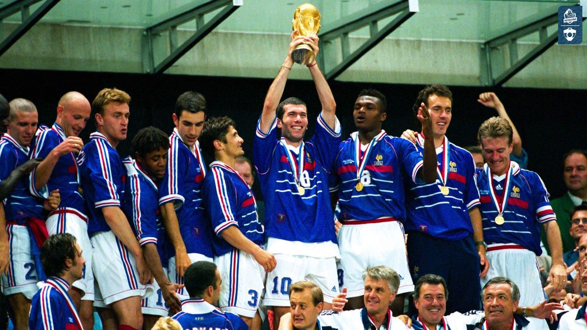 Zidane reunirá campeões mundiais de 1998 para comemorar 25 anos do título