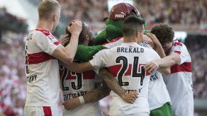 Stuttgart se corona en 2da y asciende a Bundesliga