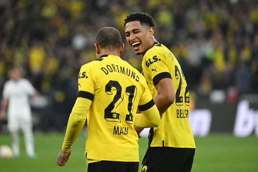 El Borussia Dortmund venció al Frankfurt y se coloca como nuevo líder en Alemania