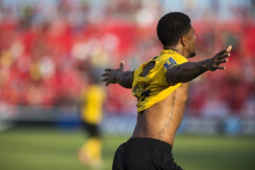 Jamaica fulmina 1-0 a El Salvador y gana su grupo