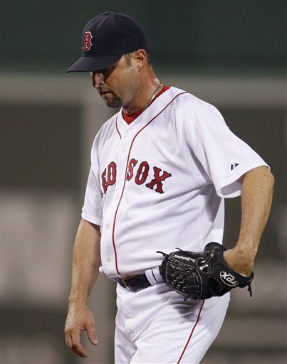 Poderoso pitcheo de Medias Rojas se desploma ante Rays