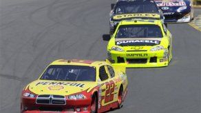 NASCAR: Busch gana su primera carrera fuera de un óvalo