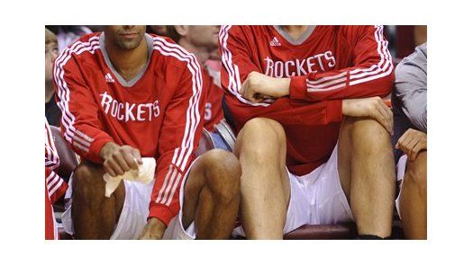 Aun con Yao, los Rockets comienzan mal la campaña