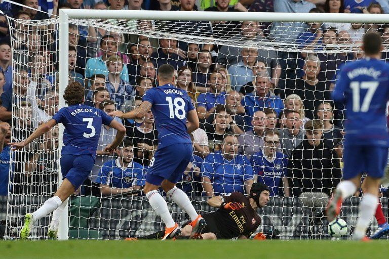 El Chelsea gana un pulso de altura al Arsenal con goles españoles