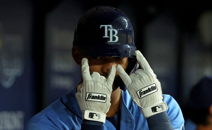 Jugadores de Tampa Bay Rays se rehúsan a portar insignias LGBT en sus  uniformes - Vídeo Dailymotion