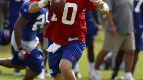 NFL: Eli Manning firma extensión de contrato por 6 años