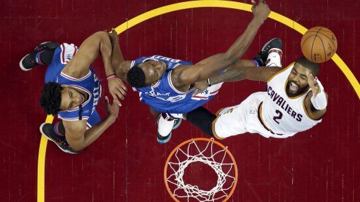 Irving vuelve y Cavs vapulean a 76ers