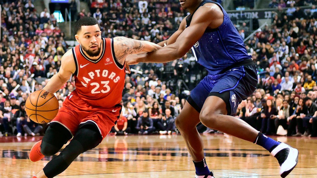 Con 22 tantos de C.J. Miles, Raptors doblegan a Magic