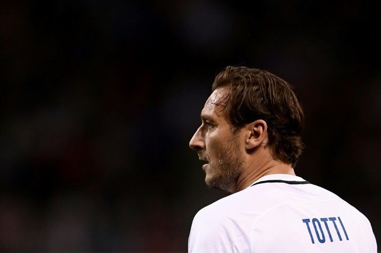 Totti anuncia su autobiografía un año después de su retirada