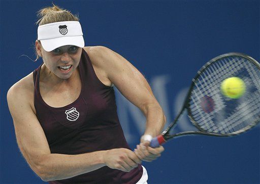 Wozniacki avanza en China y se acerca al número uno