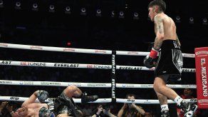 El Bam Jesse Rodríguez destronó de forma magistral al Gallo Estrada en Phoenix