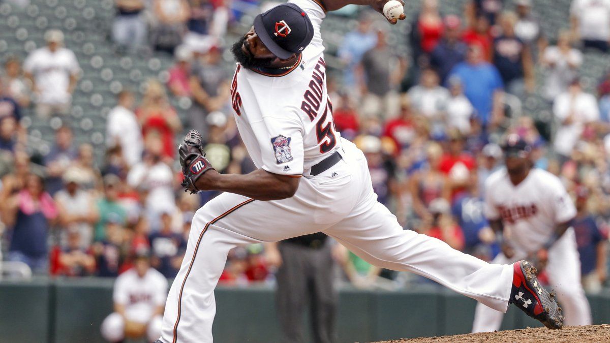 Con grand slam de Cave, Mellizos vencen a Reales
