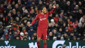 Virgil Van Dijk es baja más de un mes para el Liverpool