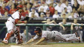 Carlos Ruiz podría ir al mercado libre al final de la temporada