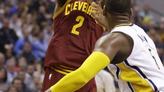 Irving y Cavs consiguen inusitado triunfo en Indiana