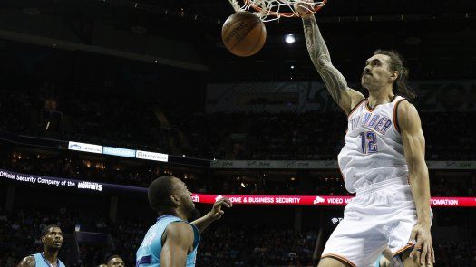 Thunder supera a Hornets con 29 puntos de Durant