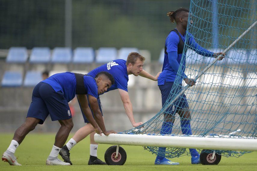 Yoel Bárcenas convocado en el Oviedo para su visita al Córdoba FC